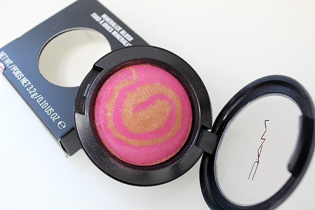 Blush Supernova MAC imagem supernova1 Blush Supernova MAC