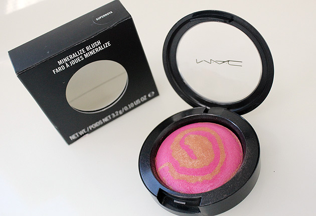 Blush Supernova MAC imagem supernova2 Blush Supernova MAC