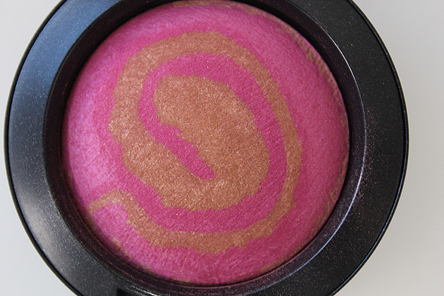 Blush Supernova MAC imagem supernova5 Blush Supernova MAC