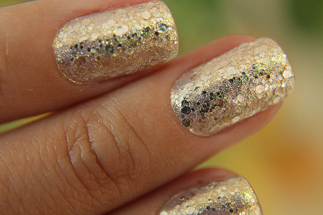 Esmalte Peak Of Chic Essie imagem