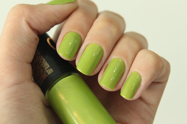 Esmalte verde da Giovanna Antonelli Aflição imagem