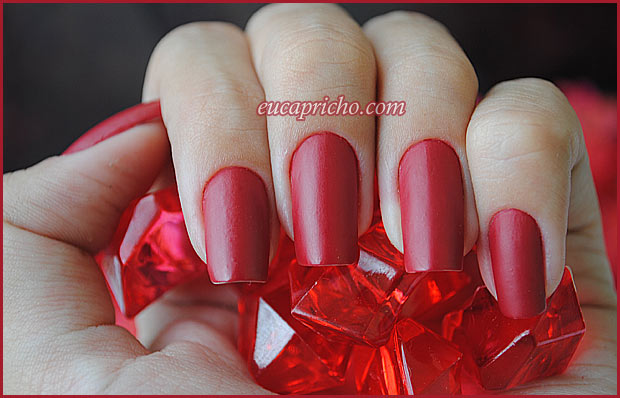 Esmalte da semana Pedra Granada Risqué imagem risquepedra3 Esmalte da semana Pedra Granada Risqué