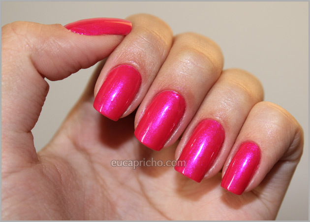 Esmalte do Dia Fuchsia Purple imagem purple2 Esmalte do Dia Fuchsia Purple