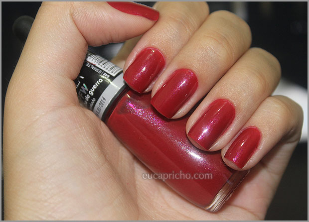 vermelhoguerra2 Esmalte da Semana   Vermelho de Guerra 