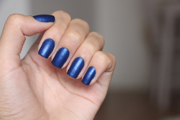 esmalte azul lindo com acabamento semi matte