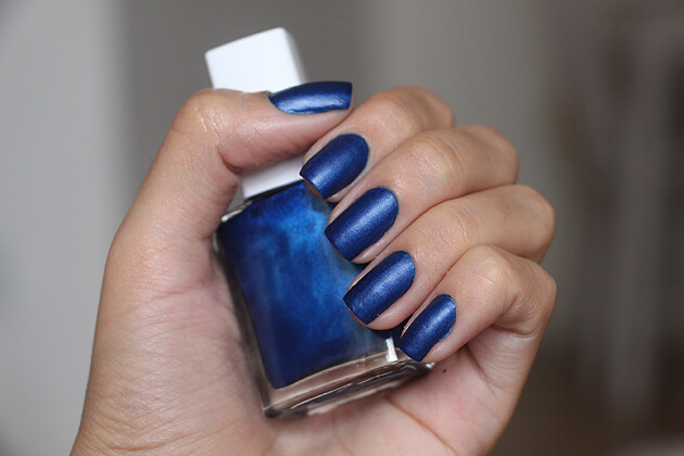 esmalte azul lindo com acabamento semi matte