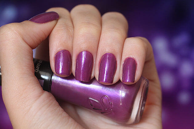 Esmalte Turn On Perolado Vult esmalte roxo com brilho