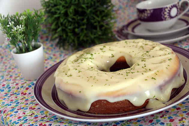 Receita Bolo de Limão Simples e fofinho bolo de limão facil cobertura de limão