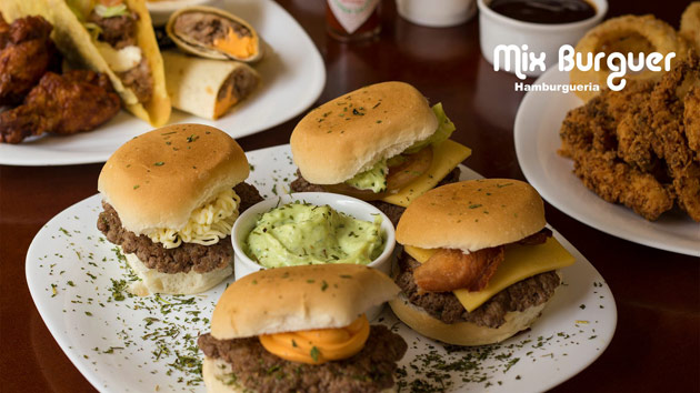 5 lugares que toda pessoa que só pensa em comer precisa conhecer rodizio de pastel rodizio hamburguer rodizio brigadeiro coxinhaburguer taça doce 