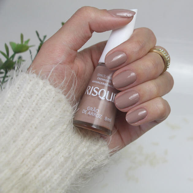 Esmalte Grão de Arroz  risque esmalte nude