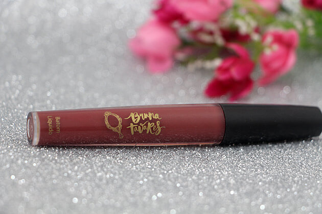 Batom Camila Linha Bruna Tavares batom marrom liquido matte