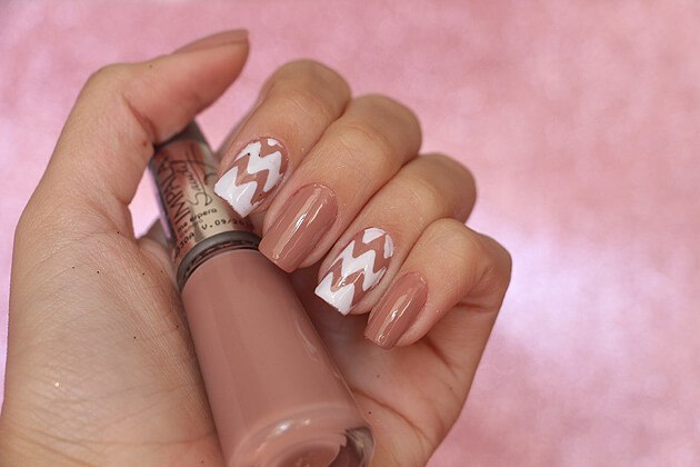 Nail Art ondulações - esmalte Me Poupe Impala