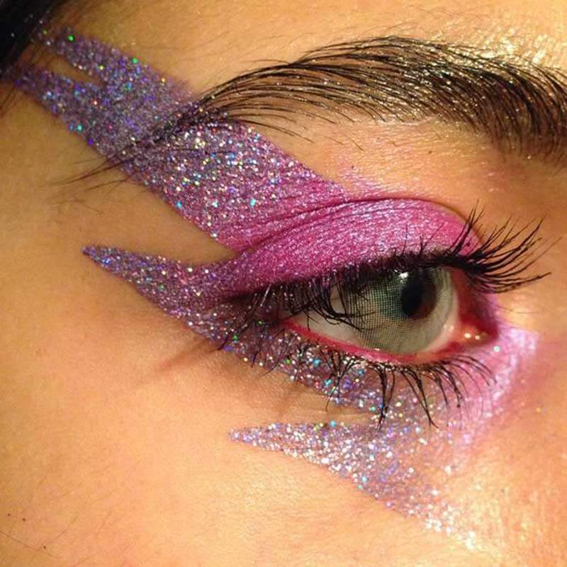 Maquiagem com glitter para o carnaval veja muitas inspirações de make com glitter, aprenda como colocar o glitter no rosto