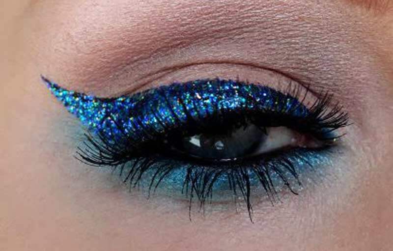 Maquiagem com glitter para o carnaval veja muitas inspirações de make com glitter, aprenda como colocar o glitter no rosto