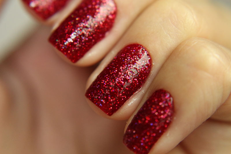 Phoenix Esmalte Glitter Forte Holográfico Hits - todos os detalhes desse esmalte lindo e cheio de brilho! Confira muitas fotos e todas as informações sobre essa cor incrível.