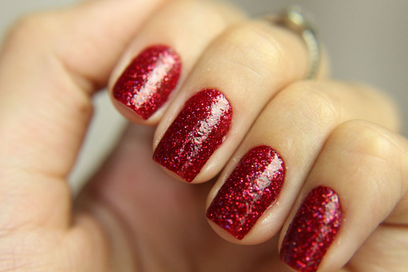 Phoenix Esmalte Glitter Forte Holográfico Hits - todos os detalhes desse esmalte lindo e cheio de brilho! Confira muitas fotos e todas as informações sobre essa cor incrível.