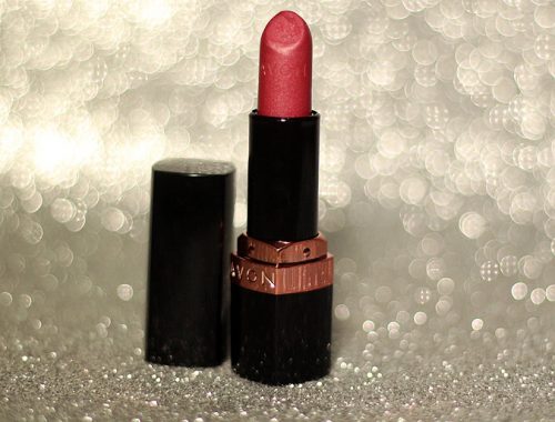 Batom mattelizado Avon Rosa Prisma- resenha completa de uma das cores da nova coleção de batons da Avon. Será que são bons? VEJA TODAS AS FOTOS.