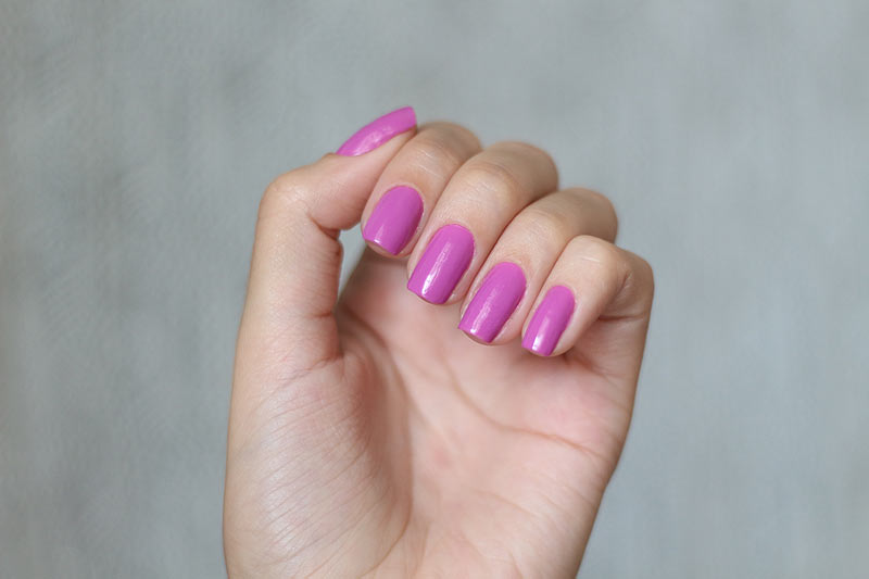 Esmalte Roxo - Biquini Specialitta - confira todos os detalhes sobre o esmalte biquini que faz parte da nova coleção Delicias de Verão da Speciallitá - Hits.