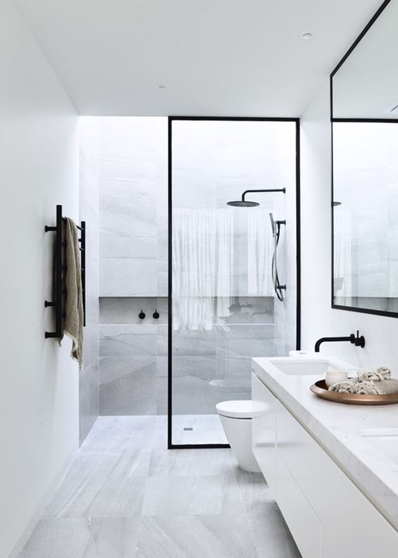 Banheiro preto e branco  - as melhores dicas e inspirações para banheiro com as cores preto e branco! Confiras nossas dicas e arrase na decoração do seu banheiro.