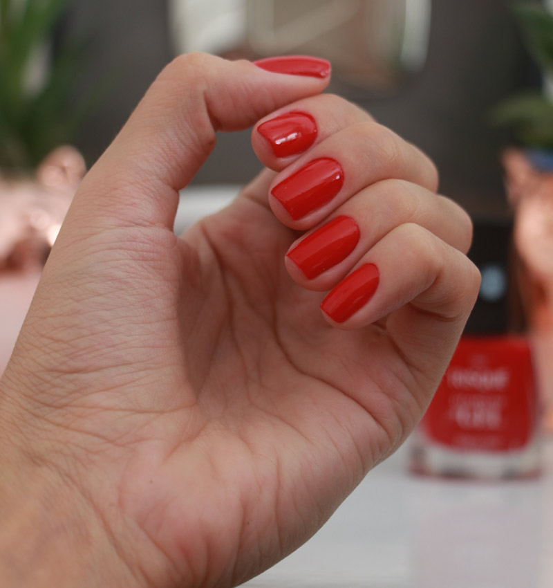 NOVO ESMALTE RISQUE DIAMOND GEL todos os detalhes da nova coleção da risqué que promete esmaltes com efeito gel, longa duração e alto brilho. Confira.