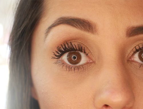 RESENHA COMPLETA - MASCARA THE COLOSSAL BIG SHOT - confira a resenha completa dessa super máscara de cílios da Maybelline, cílios poderosos com apenas 1 camada! Confira.
